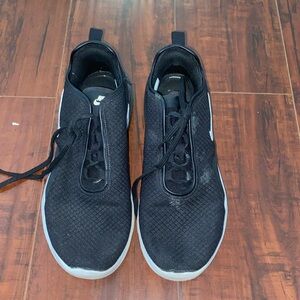 Nike air max motion 2 shoes